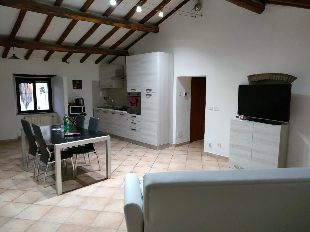 Francigena Viterbo Apartment Con Parcheggio Gratuito A Soli 2 Minuti Exterior photo